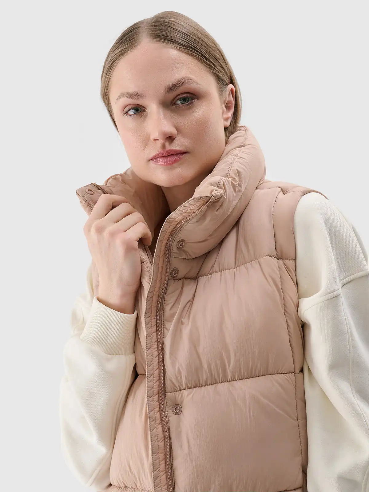 4F NAISTE VEST