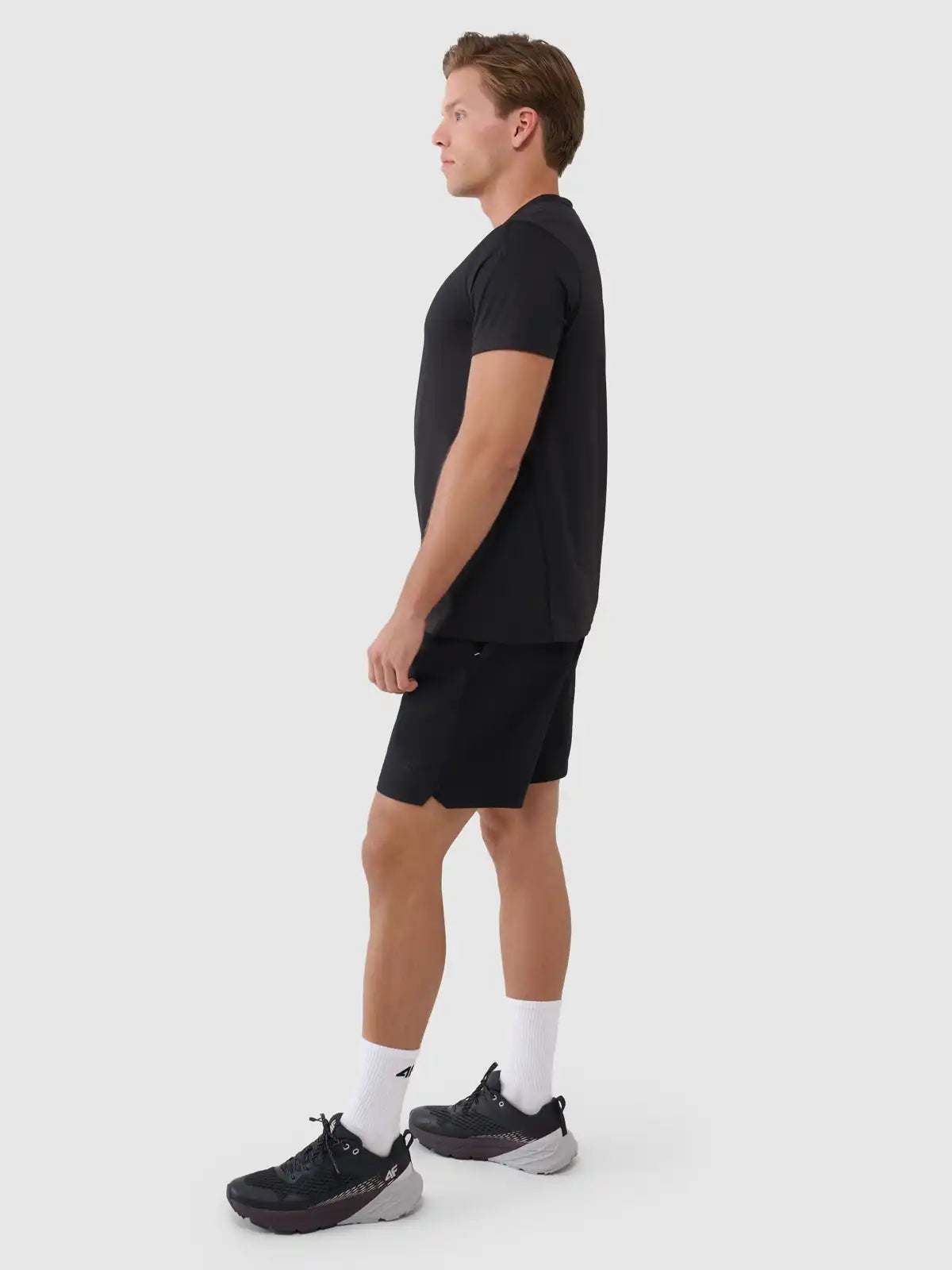 4F MEESTE TSÄRK